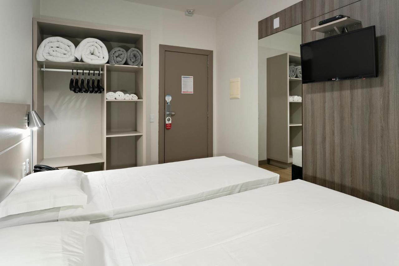 Hotel Valerim Itajai / Navegantes المظهر الخارجي الصورة