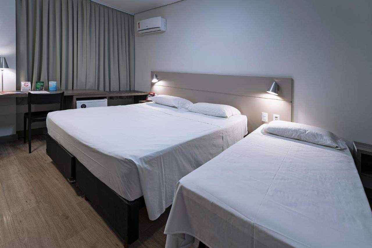 Hotel Valerim Itajai / Navegantes المظهر الخارجي الصورة