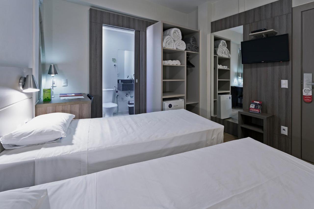 Hotel Valerim Itajai / Navegantes المظهر الخارجي الصورة
