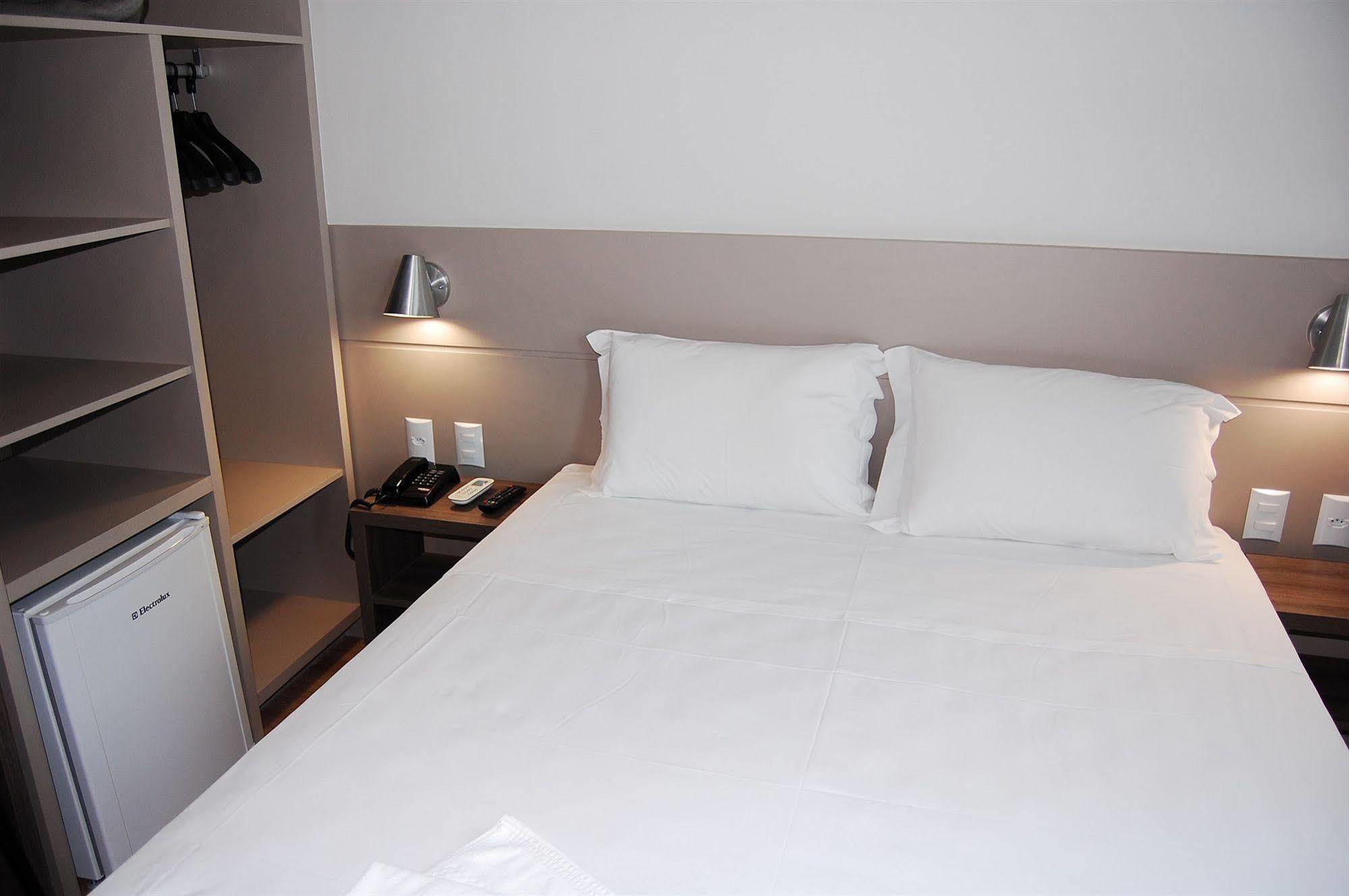 Hotel Valerim Itajai / Navegantes المظهر الخارجي الصورة